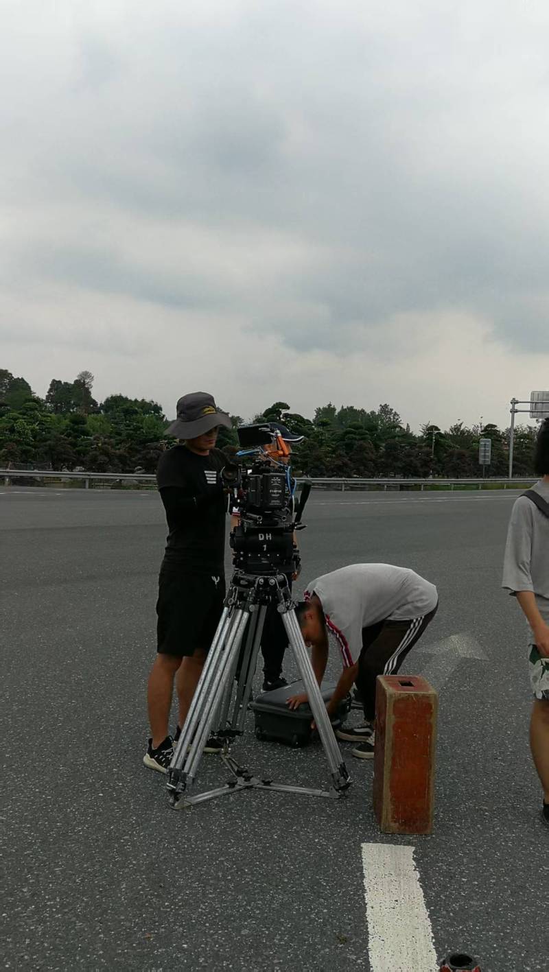 聚焦喀什产品视频拍摄，以专业视角雕琢产品高光影像